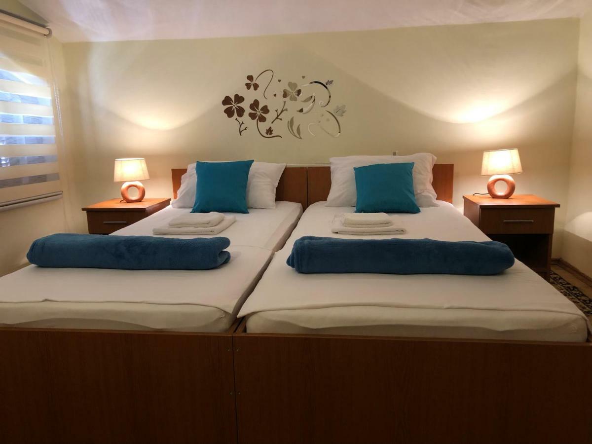 Rooms Salvia بلوتشي المظهر الخارجي الصورة